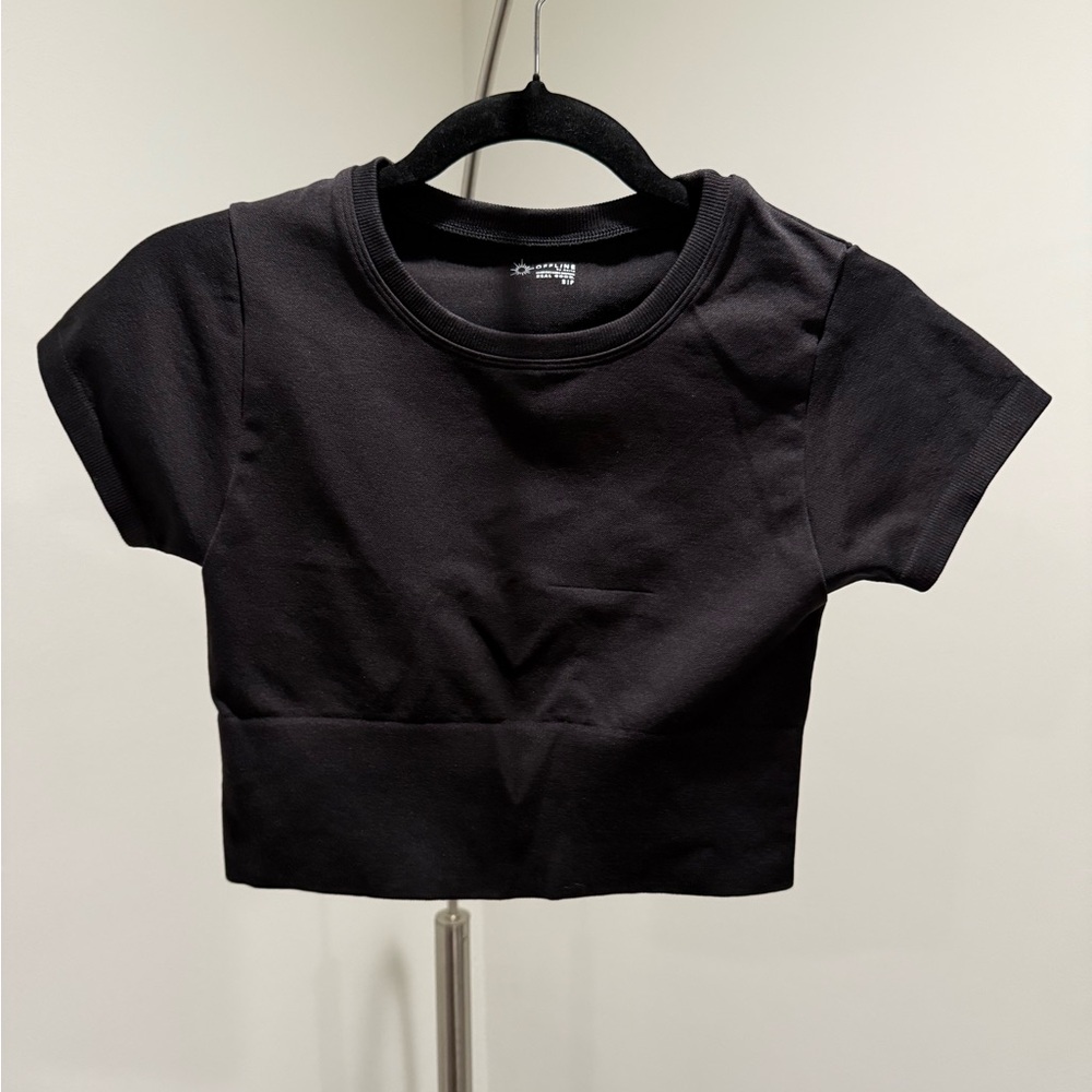 OFFLINE by Aerie Black Seamless Cropped Tee – Real Me Collection – Size S/P